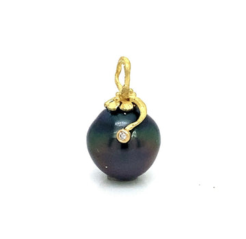Tahitian Pearl Pendant