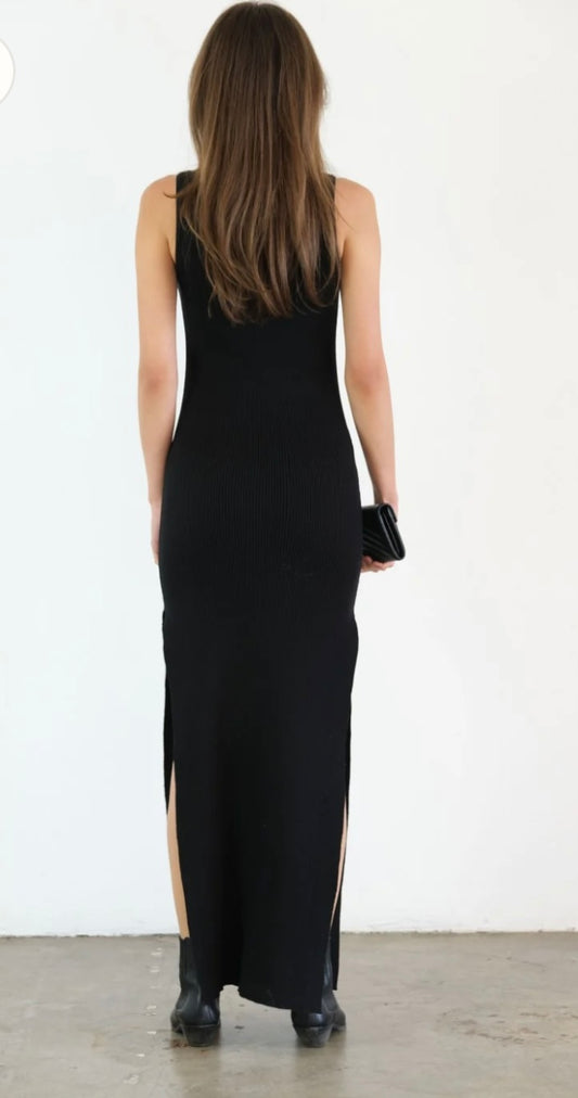 KATHRYN MCCARRON Carolina Maxi Dress in Bluck